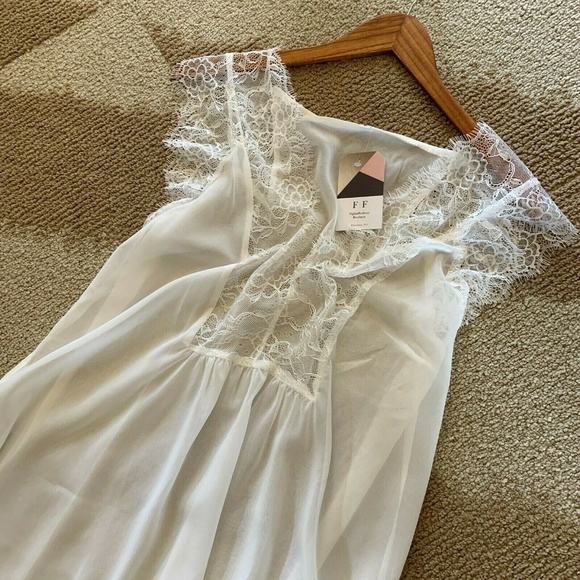 LAST TWO! Lace Flowy Chiffon Boho Top Blouse - Picture 2 of 8